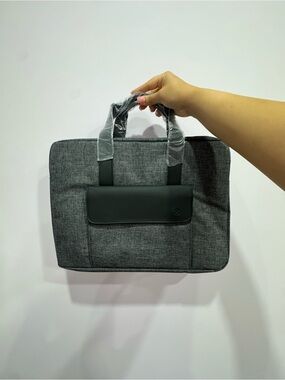 Chivas Black & Grey Laptop Bag – Brand New & Spacious – Fits 18" Laptop